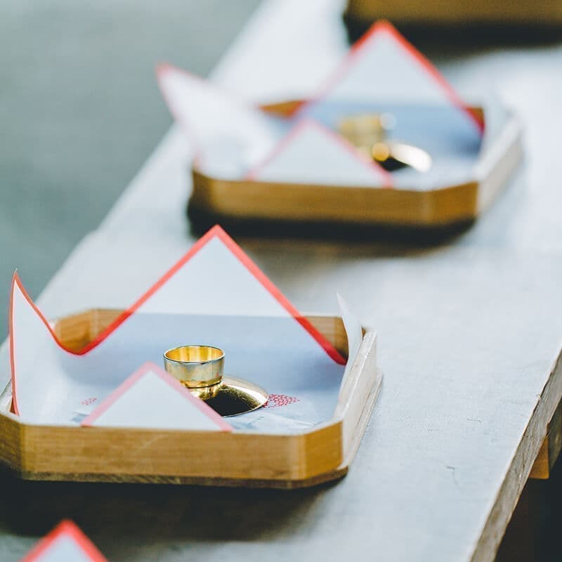 ユーモアウェディング｜家族と神社婚