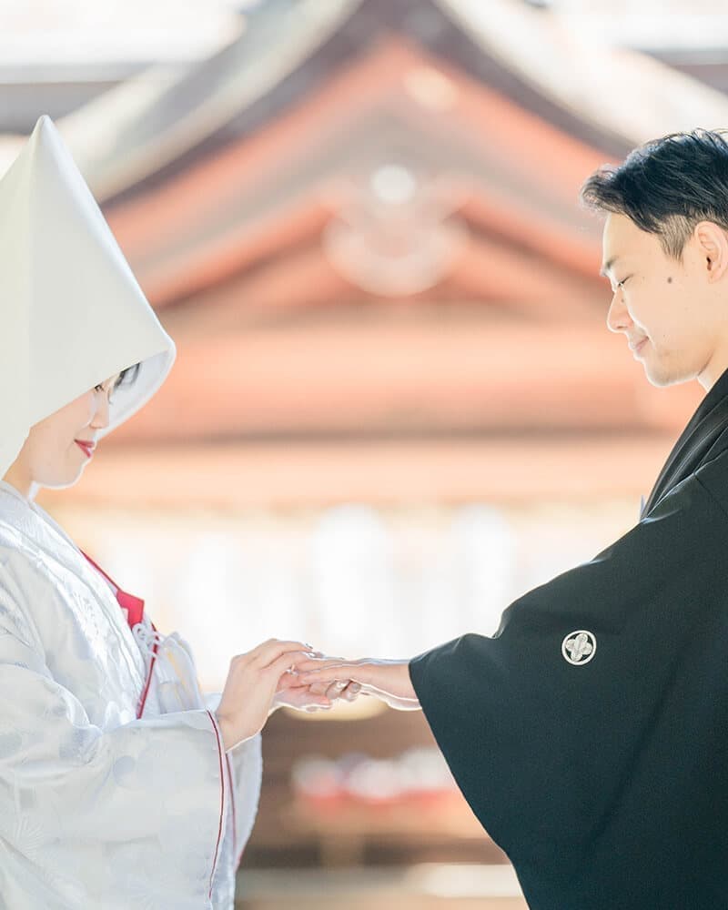 ユーモアウェディング｜家族と神社婚