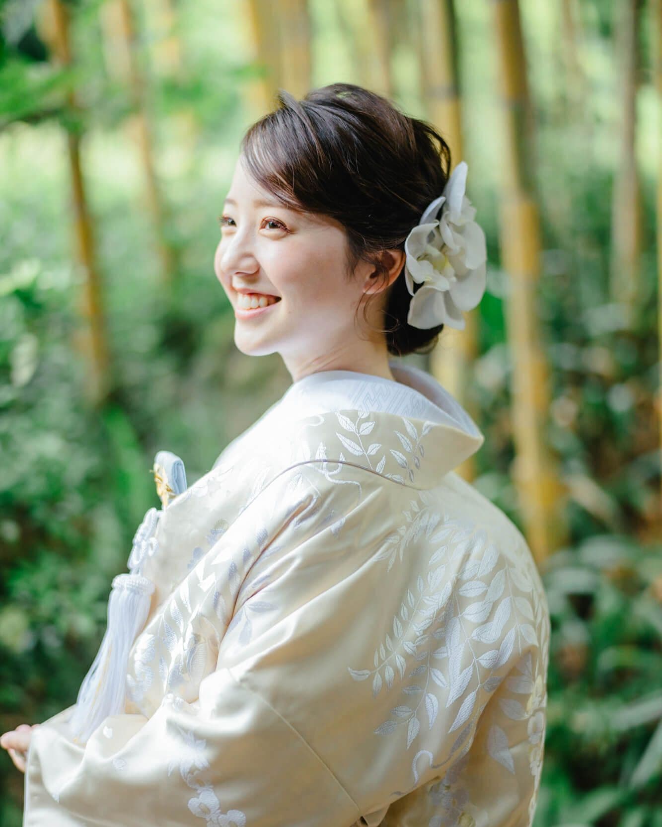 白いスタジオ｜ユーモアウェディング