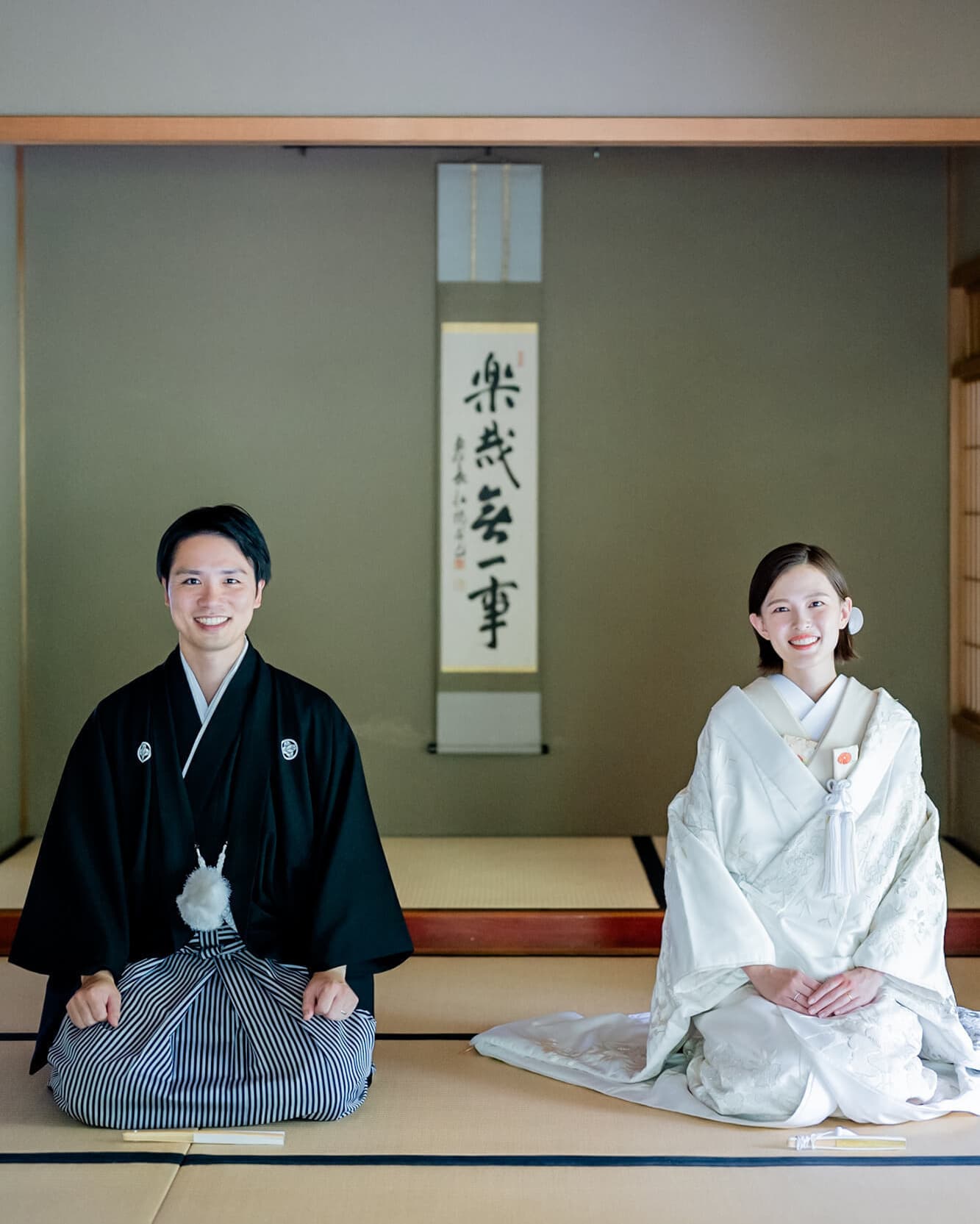 白いスタジオ｜ユーモアウェディング